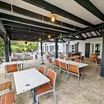 Logis Du Relais - & Restaurant 3*