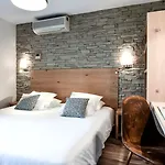 Hotel Logis Du Relais - & Restaurant 3*