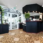 Logis Du Relais - & Restaurant