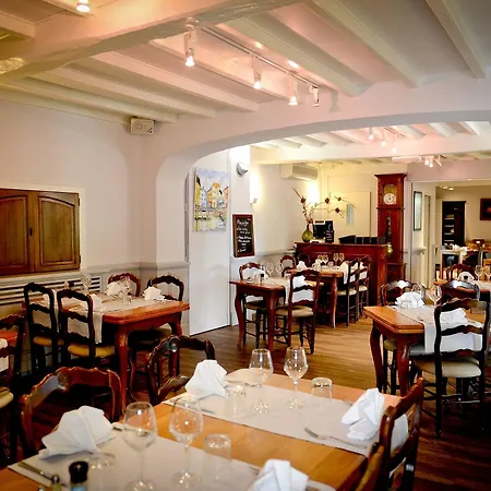 Logis Du Relais - & Restaurant 3*