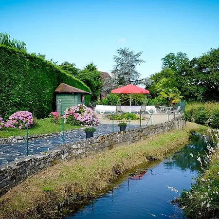 Logis Du Relais - & Restaurant 3*