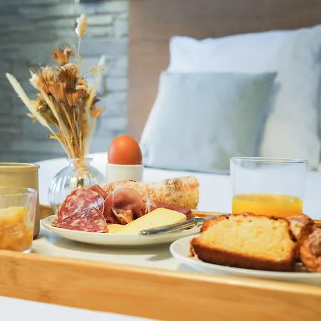 Logis Du Relais - & Restaurant 3*