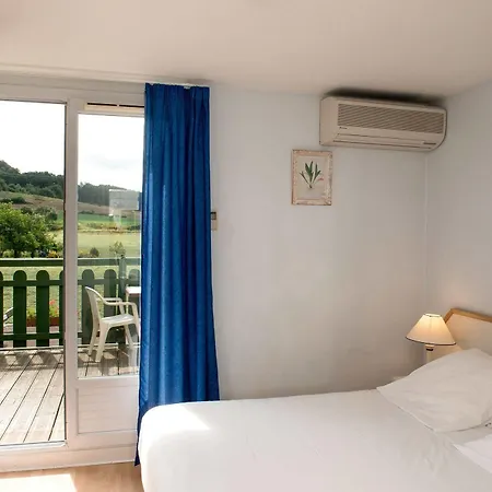 Hotel Logis Du Relais 3*