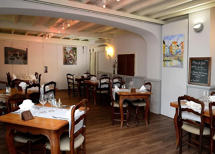 Logis Du Relais - & Restaurant 3* 博然克斯